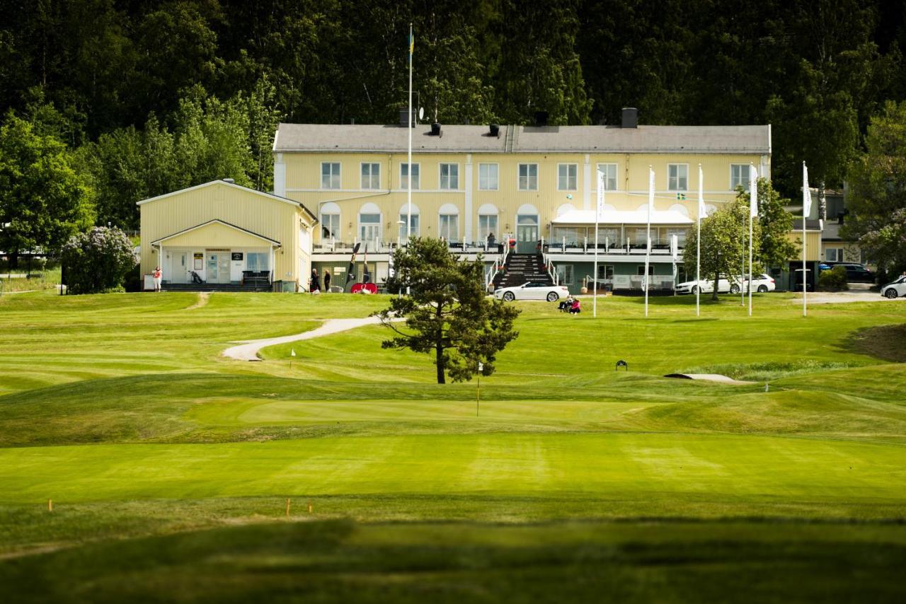 Veckefjärden 3*